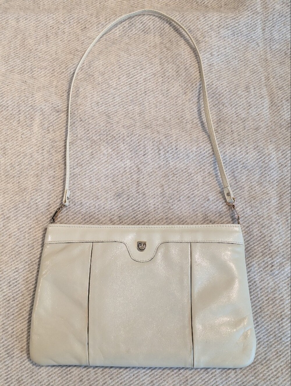 Karnig Mann White Vintage Purse